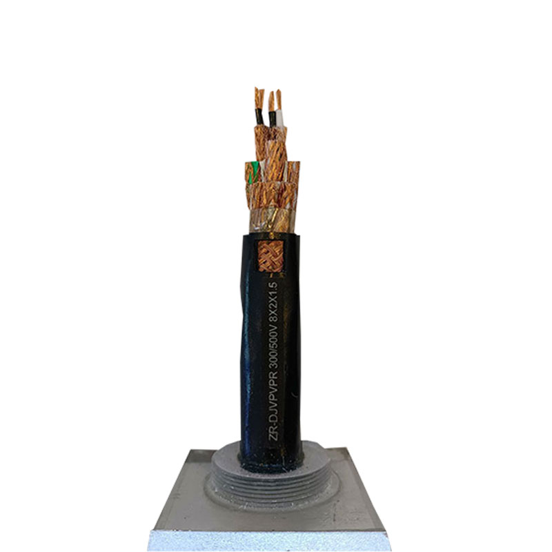 Компьютерный кабель